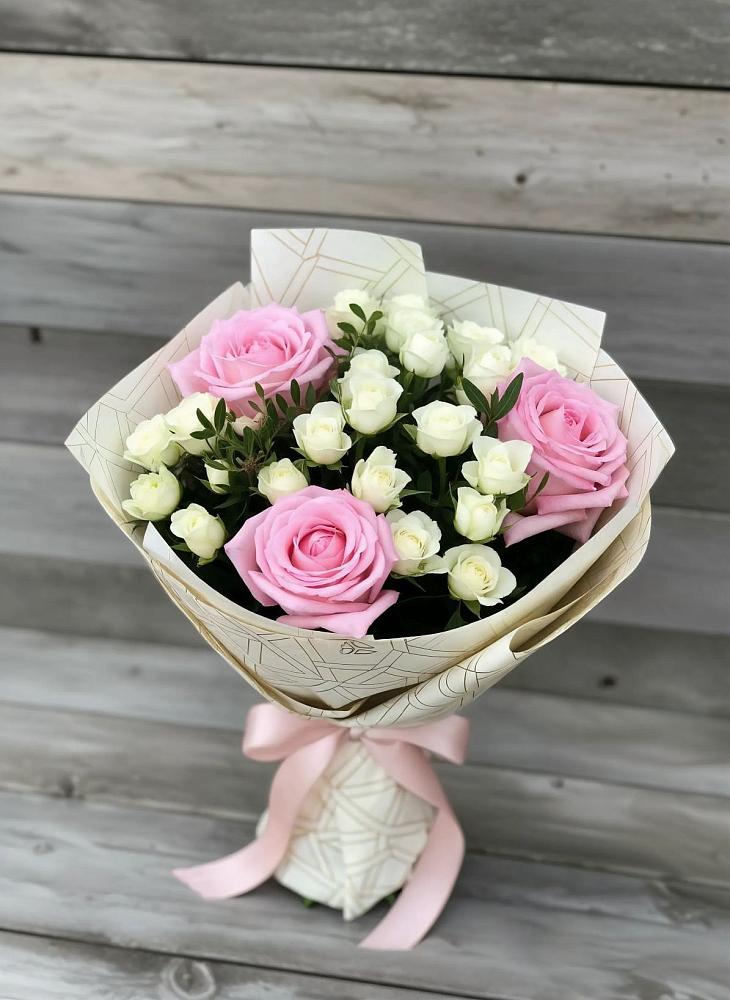 Букет цветов из: Розы в Новой Майне