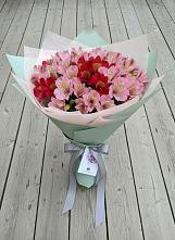 Букет цветов из:  Альстромерии в Новой Майне