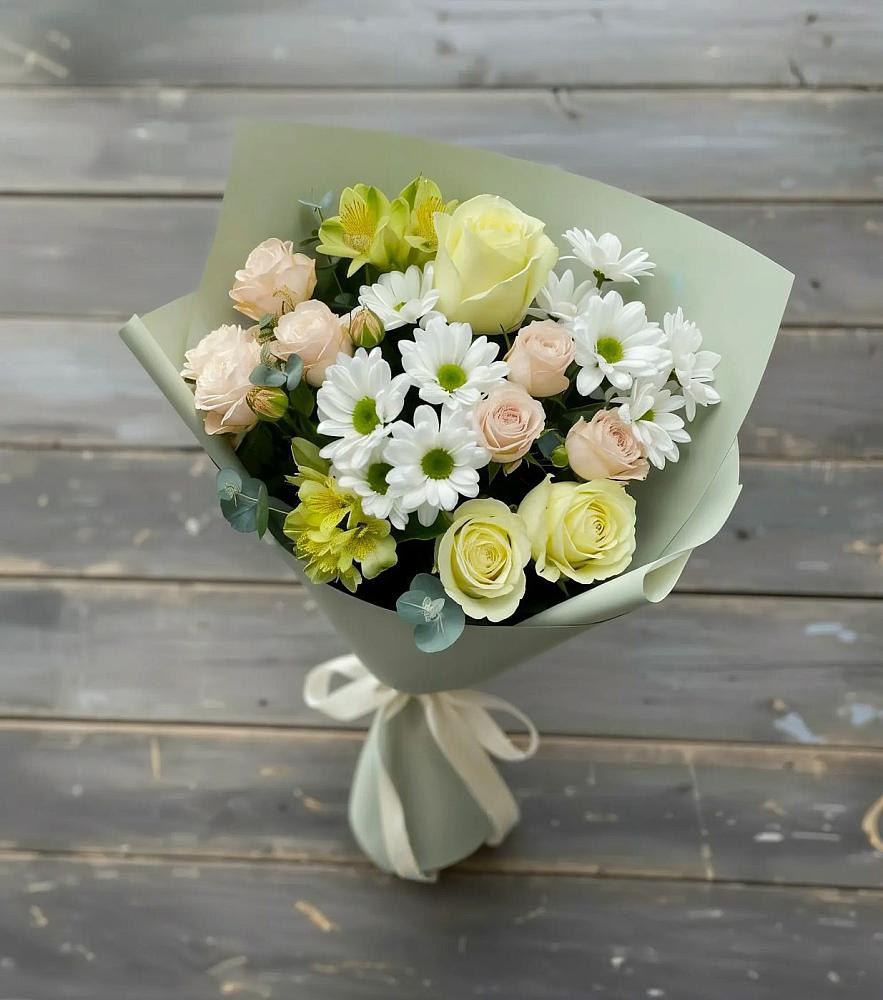 Букет цветов из: Альстромерии, Розы и Хризантемы в Новой Майне