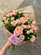 Букет цветов из:  Розы #REPLACE_PRED# Новой Майне
