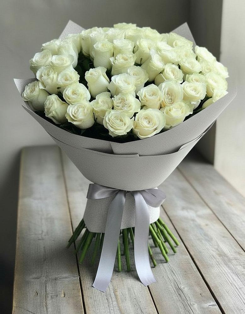 Букет 35 Белых роз в Новой Майне