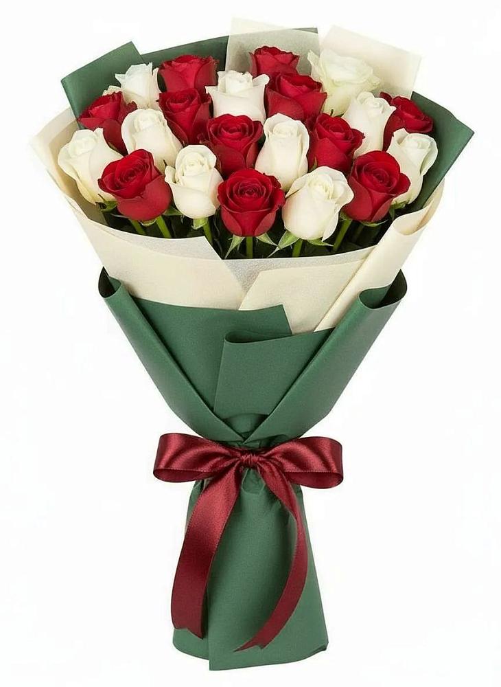 Букет Микс из красных и белых роз в Новой Майне