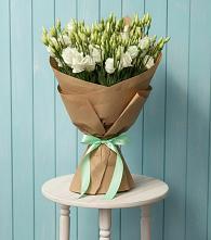 Букет цветов из:  Лизиантусы в Новой Майне