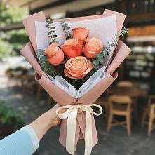 Букет цветов из:  Розы #REPLACE_PRED# Новой Майне