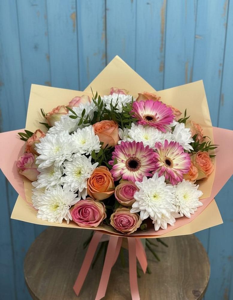 Букет цветов из: Розы, Герберы и Хризантемы в Новой Майне