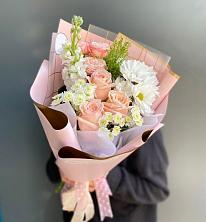 Букет цветов из:  Хризантемы и Розы в Новой Майне