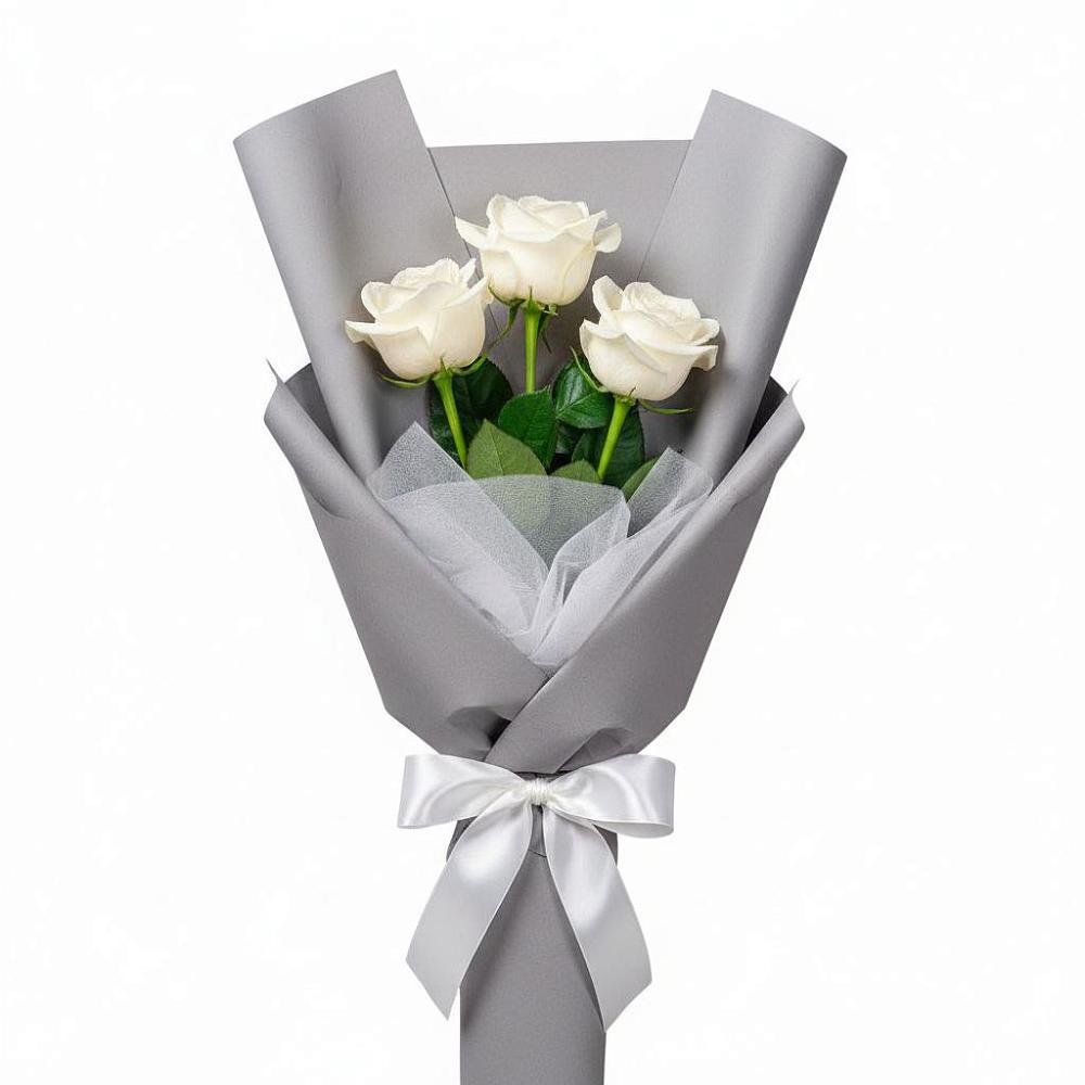Букет 3 белые розы в Новой Майне