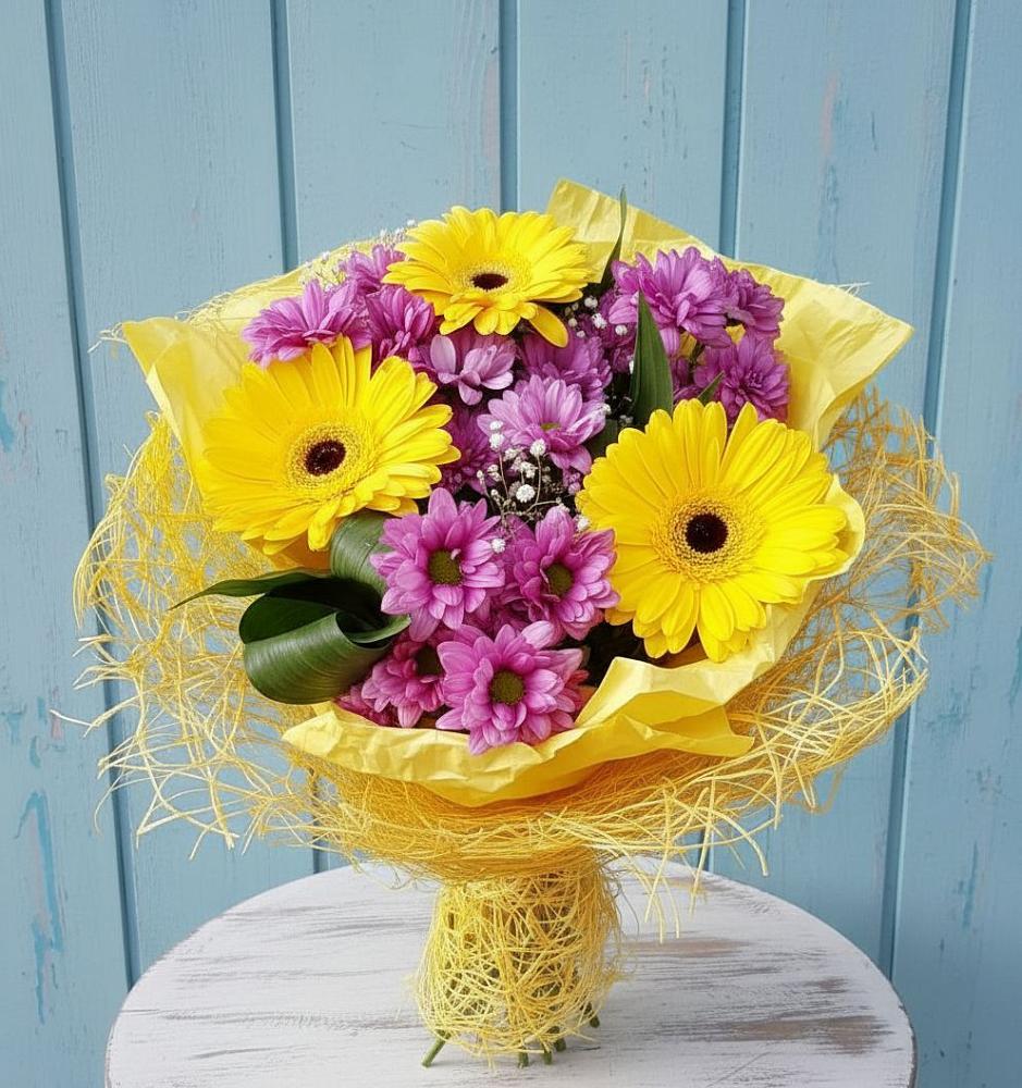 Букет цветов из: Хризантемы и Герберы в Новой Майне