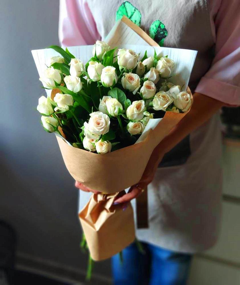 Букет цветов из: Розы в Новой Майне