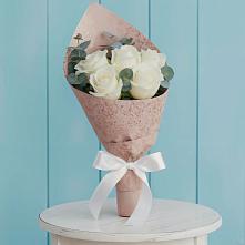 Букет цветов из:  Розы в Новой Майне