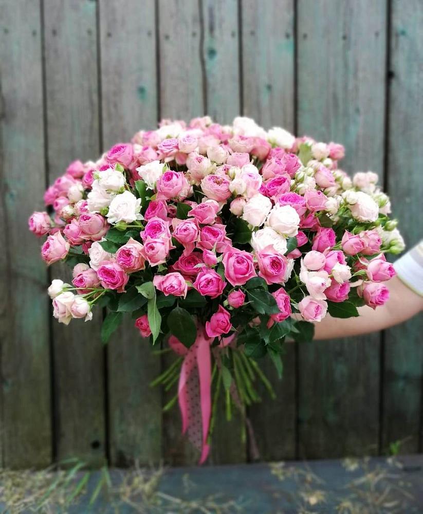 Букет Розовые кустовые розы Натали и Лав Лидия в Новой Майне
