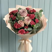 Букет цветов из:  Гвоздики и Розы в Новой Майне